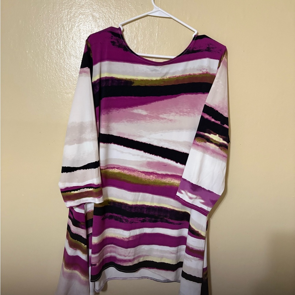 Multicolor Abstract Print Top - Picture 2 of 7